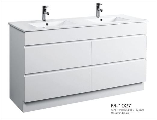 La vanità pre sviluppata a 59 pollici moderna del bagno con il lavandino ha compreso la dimensione eccellente
